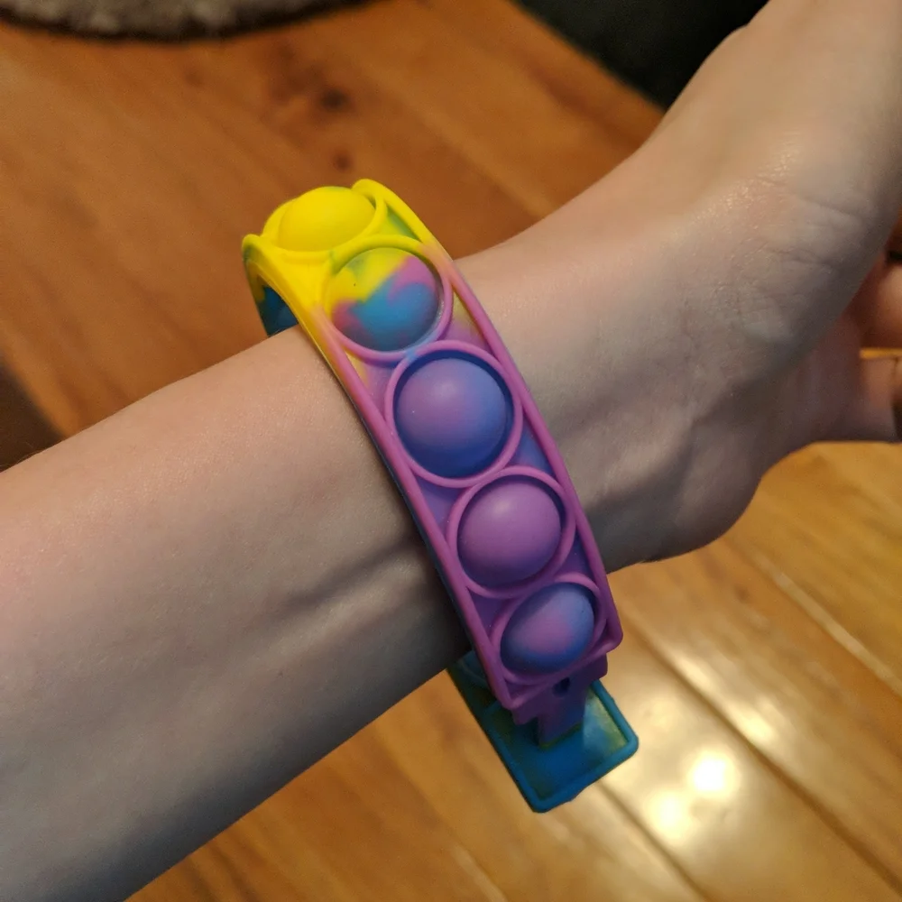 NEW $2 with bundle!! Mystery push pop fidget sensory pop it bracelet silicone